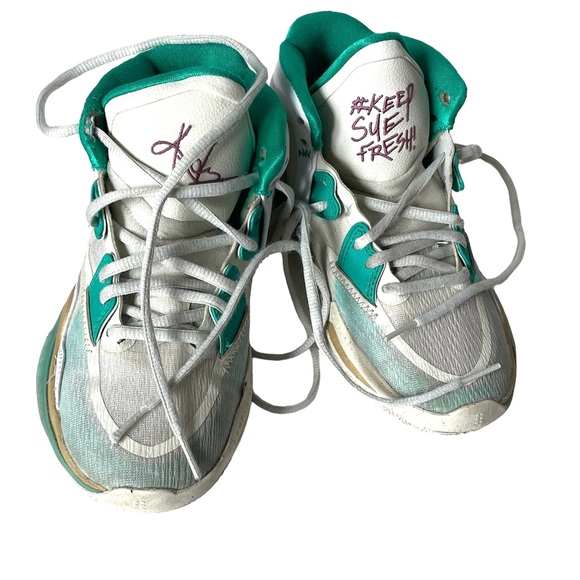 Nike Big Boys Size 3.5Y US Shoes Kyrie Infinity Keep Sue Fresh White &Green - Picture 4 of 14